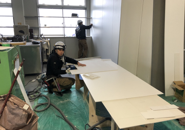 セラール、化粧ケイカル貼